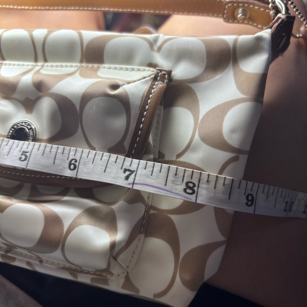 Vintage Y2K Coach Shoulder Bag Purse signature C monogram Baby White Beige - Picture 7 of 8